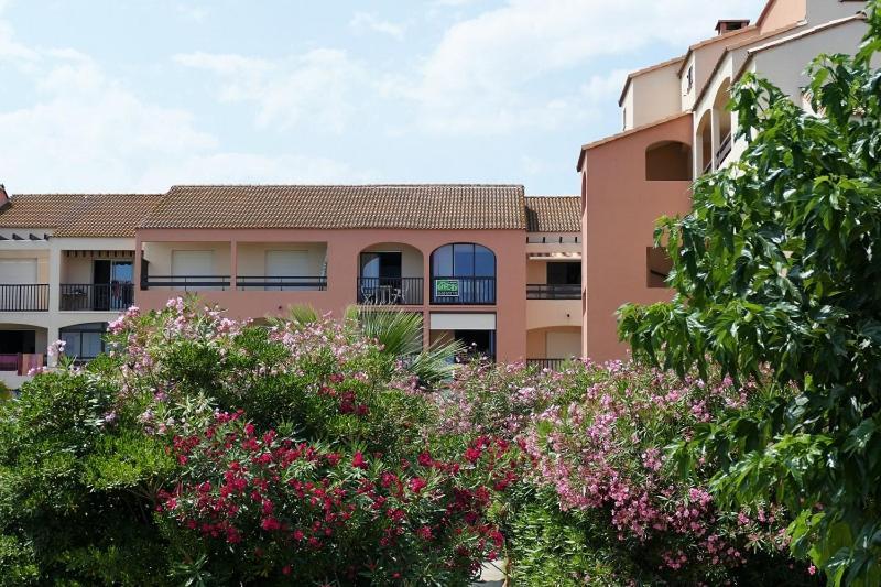 Tropique : Appart Vue Mer Et Piscine Saint-Cyprien  Esterno foto